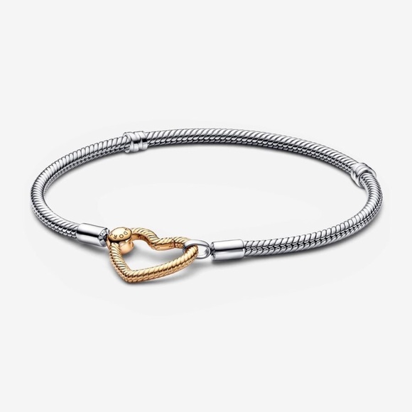 Pandora Bracelet - Picture 1 of 3